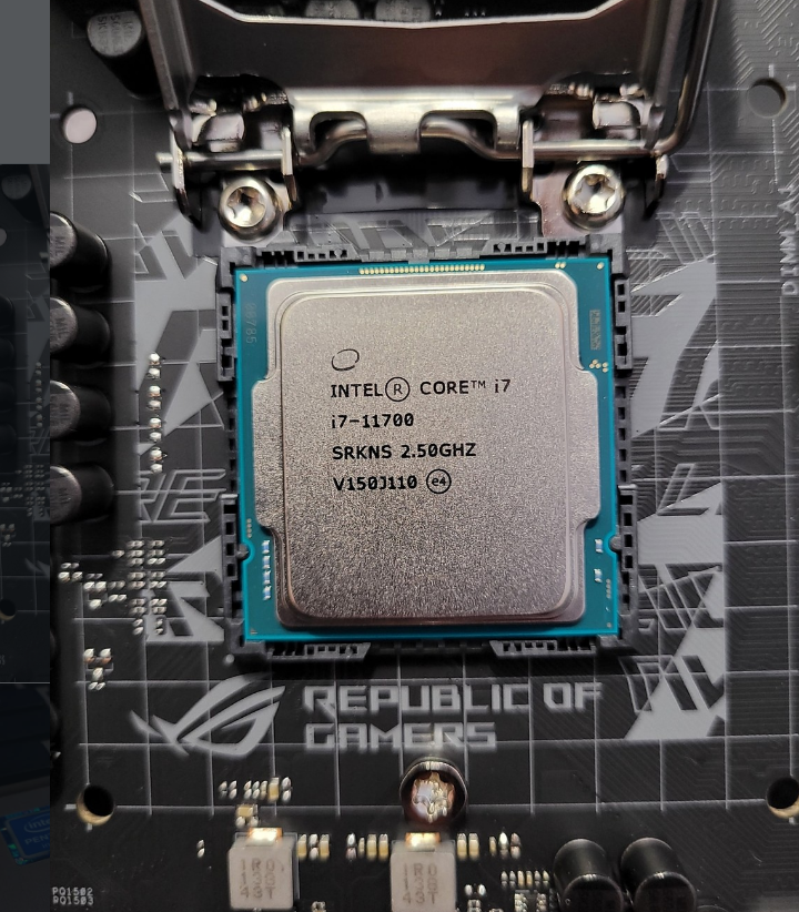 Встановлення процесора Intel під час збірки комп'ютера